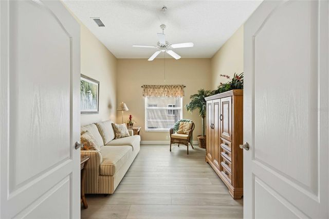 5210 HYLAND HILLS AVENUE 1121, Sarasota, FL 34241