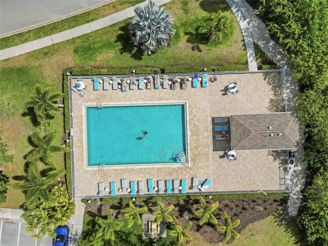 5210 HYLAND HILLS AVENUE 1121, Sarasota, FL 34241