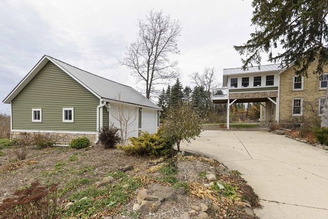 W2344 Rome Road, Helenville, WI 53137