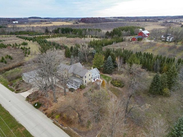 W2344 Rome Road, Helenville, WI 53137