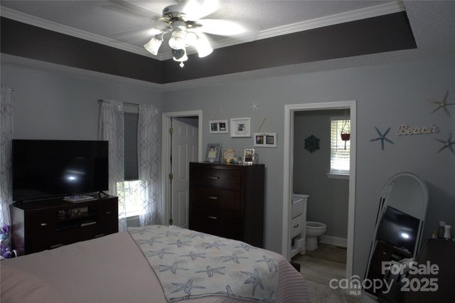 167 Angel Oaks Drive, Statesville, NC 28677