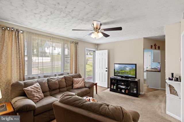 7703 EMERSON RD, Hyattsville, MD 20784