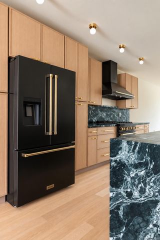 405 Irving Avenue, Brooklyn, NY 11237