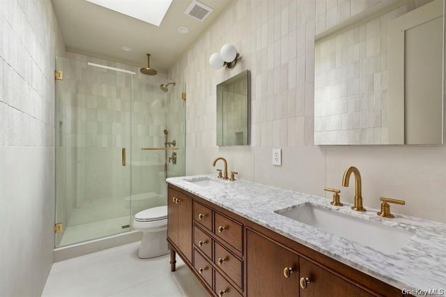 405 Irving Avenue, Brooklyn, NY 11237