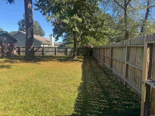 6711 Woodfield Road, Little Rock, AR 72209