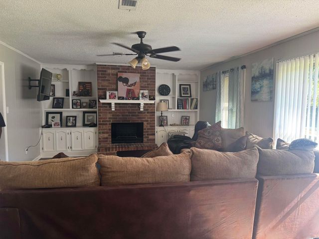 6711 Woodfield Road, Little Rock, AR 72209