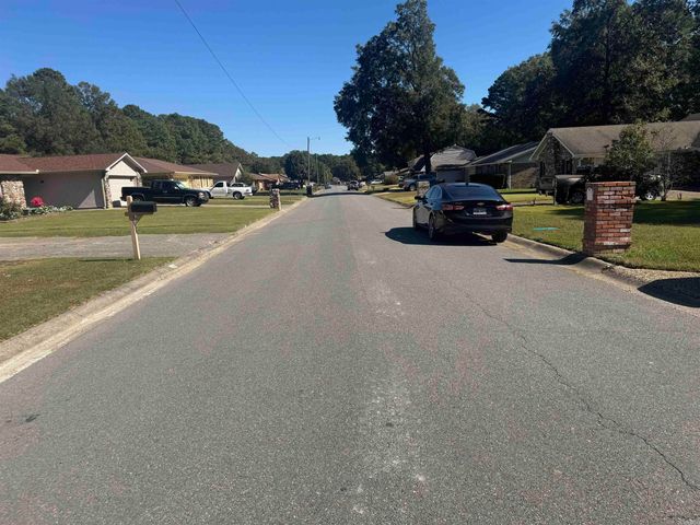 6711 Woodfield Road, Little Rock, AR 72209