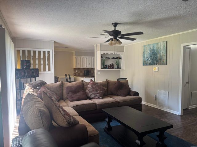 6711 Woodfield Road, Little Rock, AR 72209