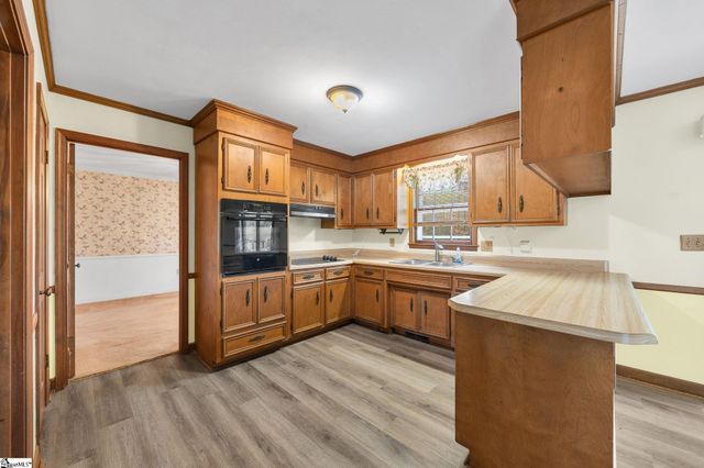 110 Sugar Creek Road, Greer, SC 29650