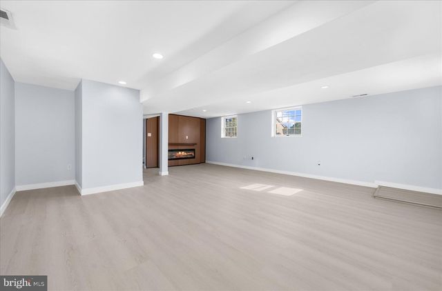 820 WALNUT AVE, Bensalem, PA 19020