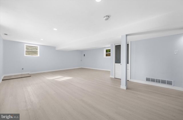 820 WALNUT AVE, Bensalem, PA 19020