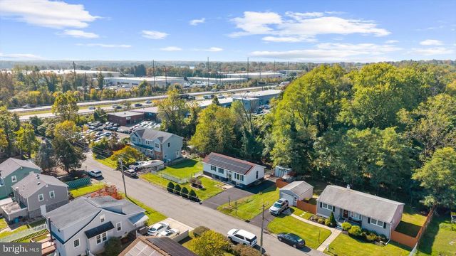 820 WALNUT AVE, Bensalem, PA 19020