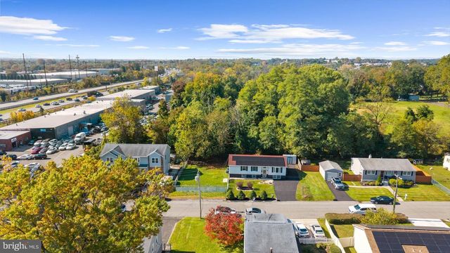 820 WALNUT AVE, Bensalem, PA 19020