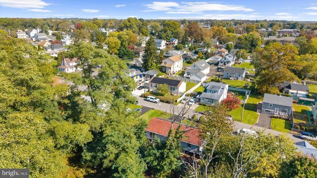 820 WALNUT AVE, Bensalem, PA 19020