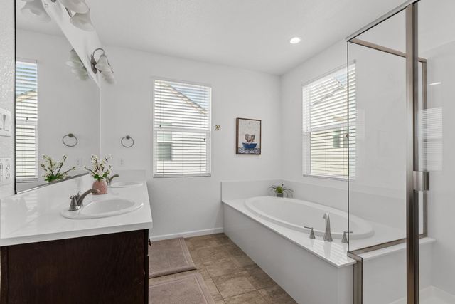 5330 Sable Wood Ln, Fair Oaks, CA 95628