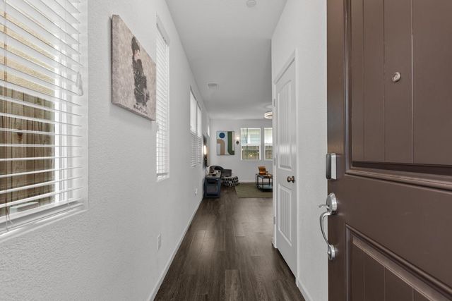 5330 Sable Wood Ln, Fair Oaks, CA 95628