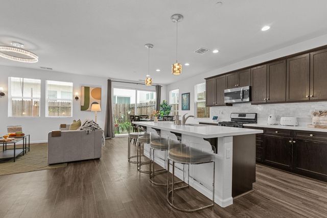 5330 Sable Wood Ln, Fair Oaks, CA 95628