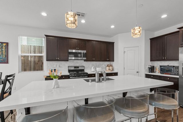 5330 Sable Wood Ln, Fair Oaks, CA 95628