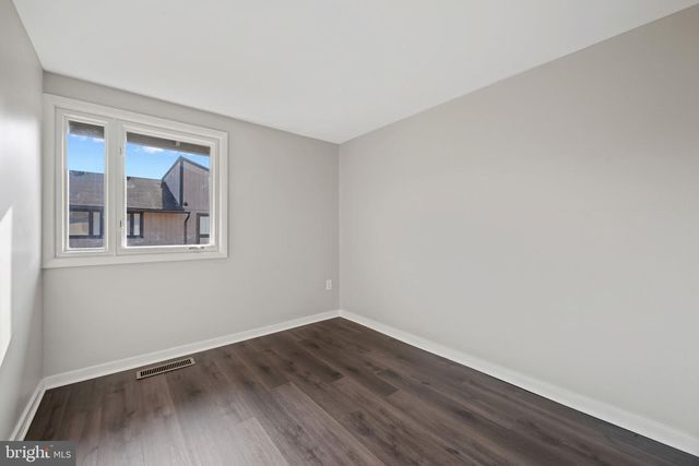 558 GLEN CT, Glen Burnie, MD 21061