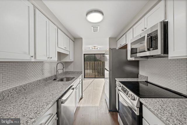 558 GLEN CT, Glen Burnie, MD 21061