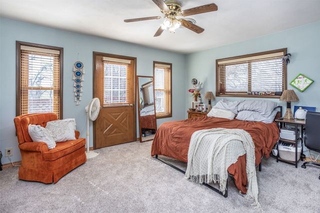 231 Hickory Street, Lindsay, TX 76250