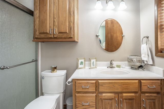 231 Hickory Street, Lindsay, TX 76250