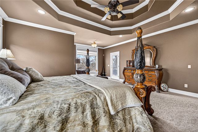 1502 NE Bluff Spring Avenue, Bentonville, AR 72712