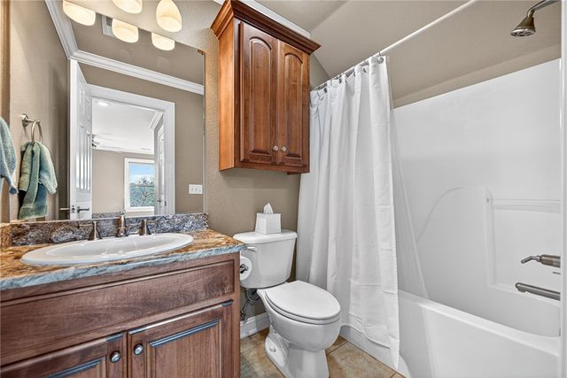 1502 NE Bluff Spring Avenue, Bentonville, AR 72712