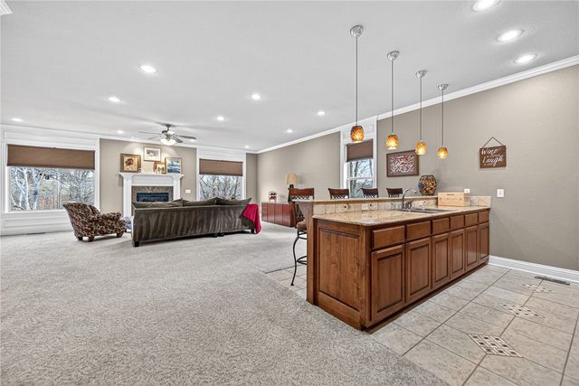 1502 NE Bluff Spring Avenue, Bentonville, AR 72712