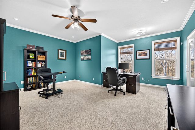 1502 NE Bluff Spring Avenue, Bentonville, AR 72712