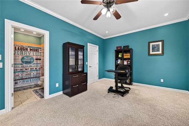 1502 NE Bluff Spring Avenue, Bentonville, AR 72712