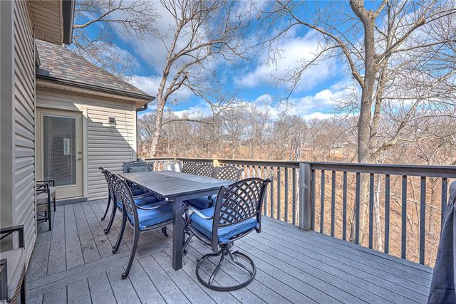 1502 NE Bluff Spring Avenue, Bentonville, AR 72712