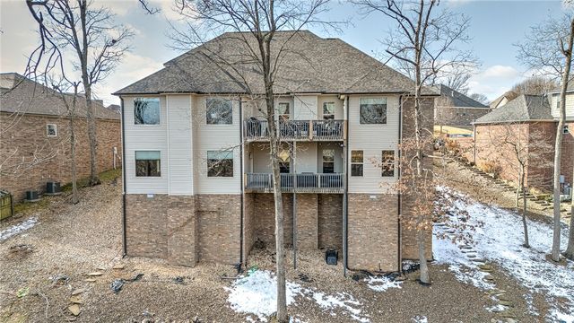 1502 NE Bluff Spring Avenue, Bentonville, AR 72712