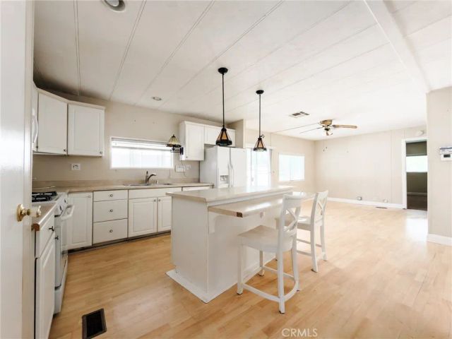 24921 Muirlands Boulevard 28, Lake Forest, CA 92630