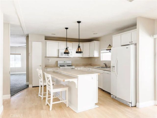 24921 Muirlands Boulevard 28, Lake Forest, CA 92630