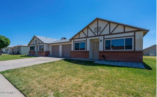 9515 W NORTH Lane A, Peoria, AZ 85345