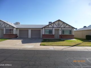 9515 W NORTH Lane A, Peoria, AZ 85345