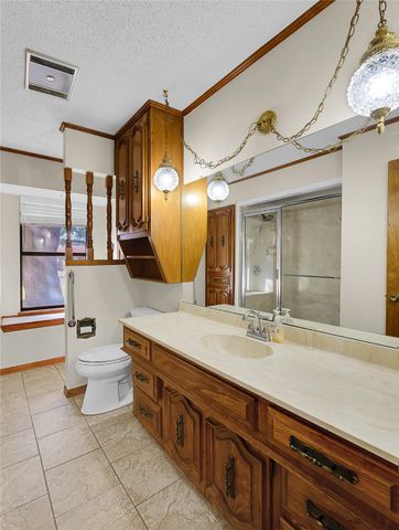 210 Chelsea Drive, Hewitt, TX 76643