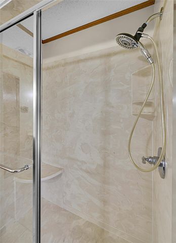 210 Chelsea Drive, Hewitt, TX 76643