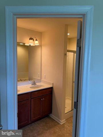 1130 STALLION, Ranson, WV 25438