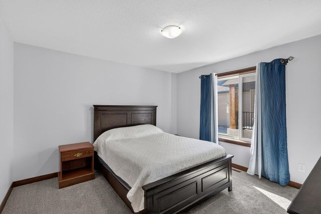 3907 Sunnydale Lane SE, Rochester, MN 55904