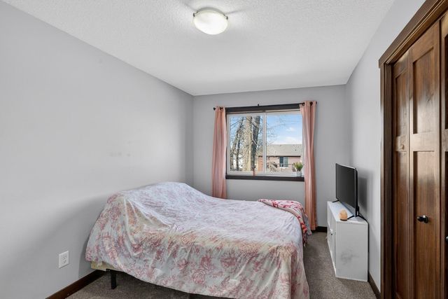 3907 Sunnydale Lane SE, Rochester, MN 55904