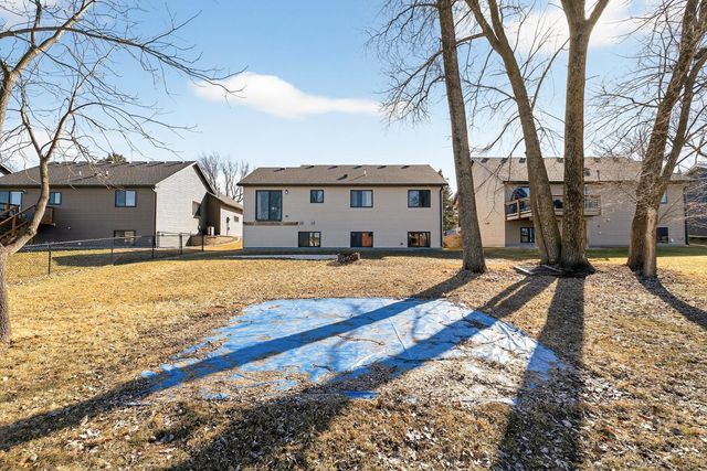 3907 Sunnydale Lane SE, Rochester, MN 55904