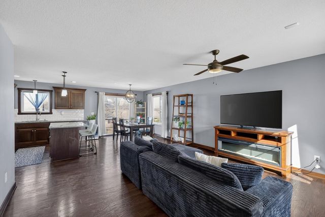 3907 Sunnydale Lane SE, Rochester, MN 55904