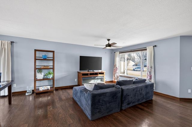 3907 Sunnydale Lane SE, Rochester, MN 55904