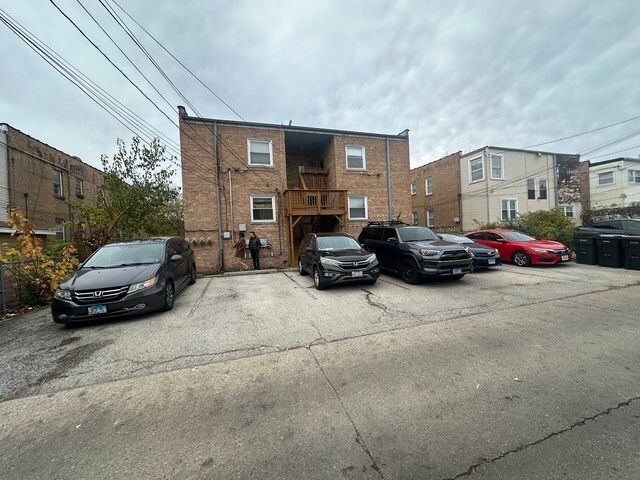 9007 La Crosse Avenue 1S, Skokie, IL 60077