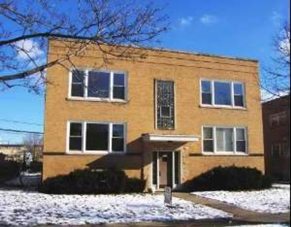 9007 La Crosse Avenue 1S, Skokie, IL 60077