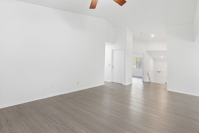 5530 Coach House Circle, Boca Raton, FL 33486