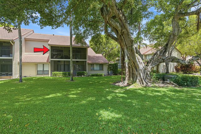 5530 Coach House Circle, Boca Raton, FL 33486
