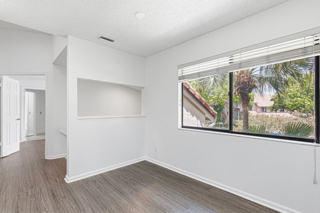 5530 Coach House Circle, Boca Raton, FL 33486